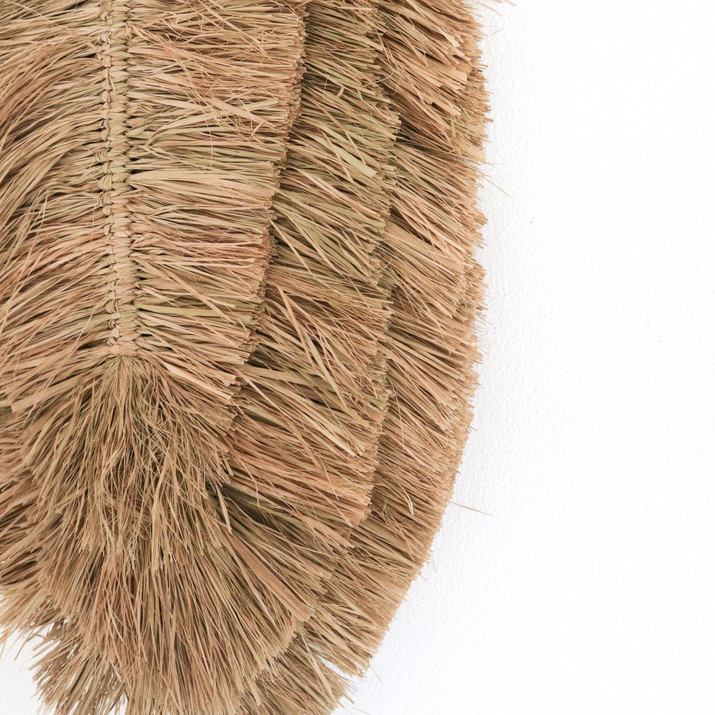 Tipin raffia-seinäkoriste 50 × 32 cm – Soeji