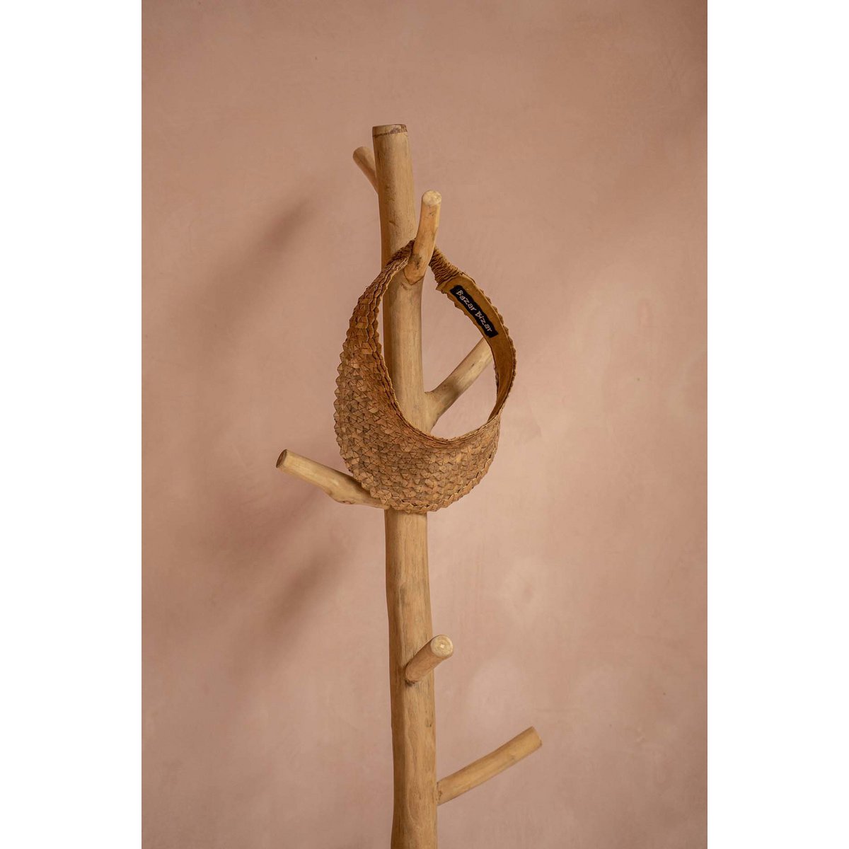 Bazar Bizar – käsintehty tiikkipuinen naulakko 150 cm