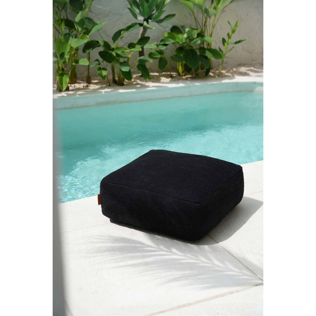 The Comfy Pouffe – musta puuvillainen rahi