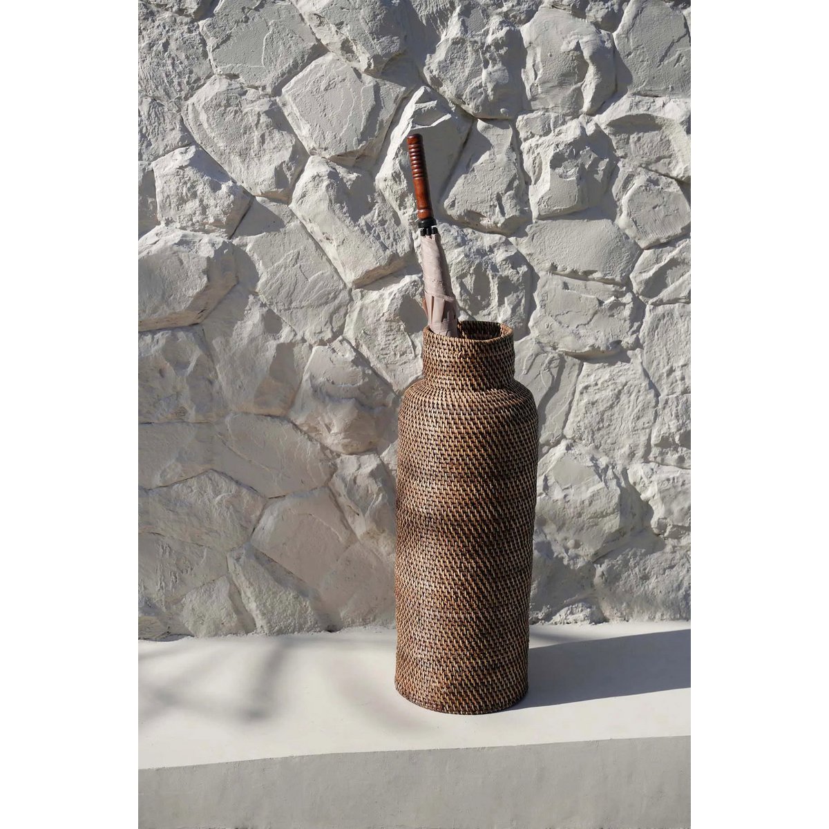 Bazar Bizar Colonial – rottinkinen sateenvarjoteline 67 cm
